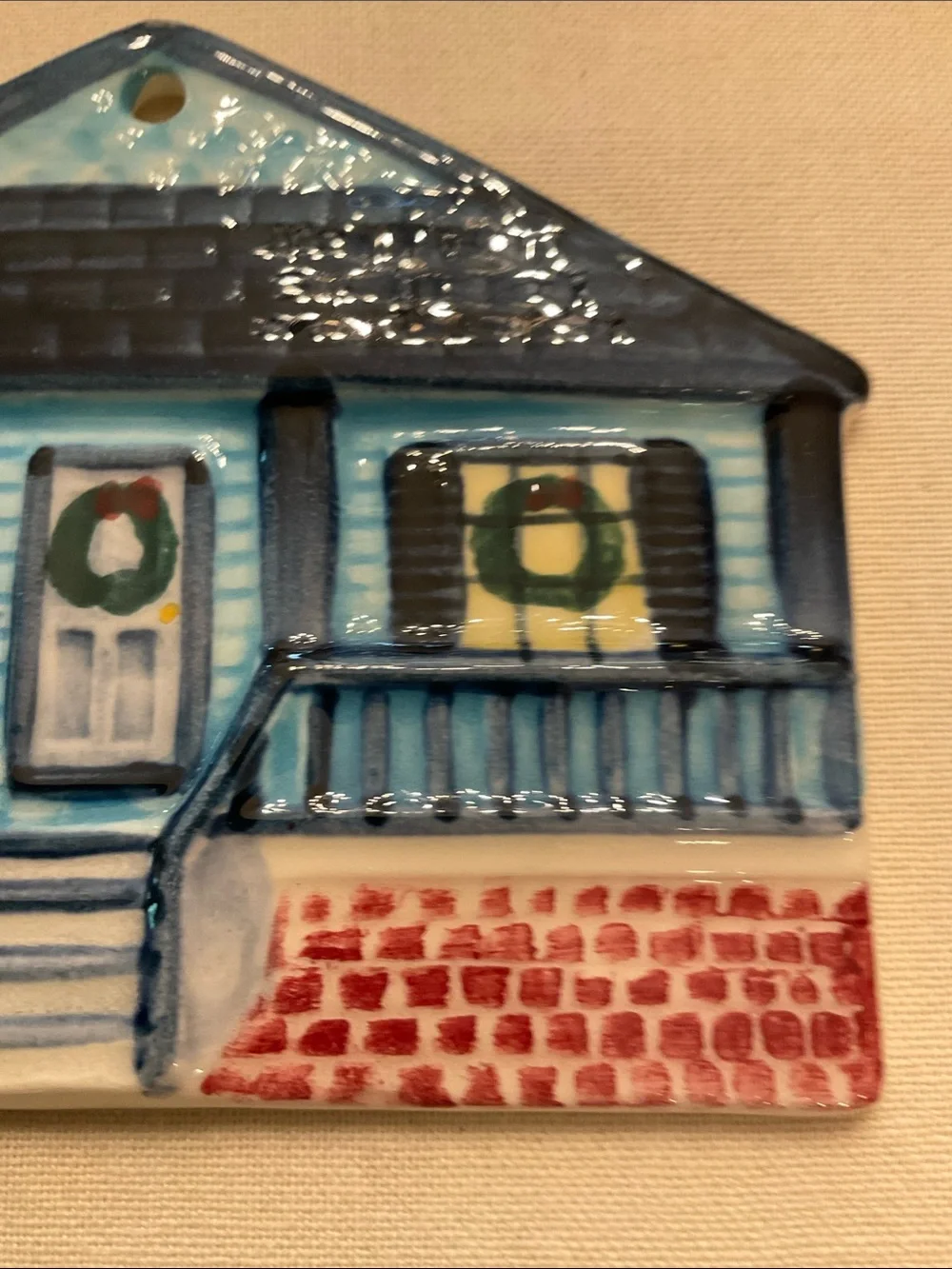 Wonderful Gail Pittman House Ornament or wall hanging.  5” x4”.  Mint condition
